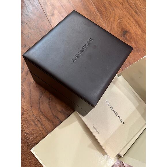 Burberry watch BU1560 Swiss UNTESTED - Picture 10 of 10